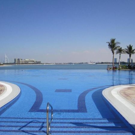 ドバイTiara - Luxury Palm Jumeirah - Private Beach And Pool!アパートメント エクステリア 写真