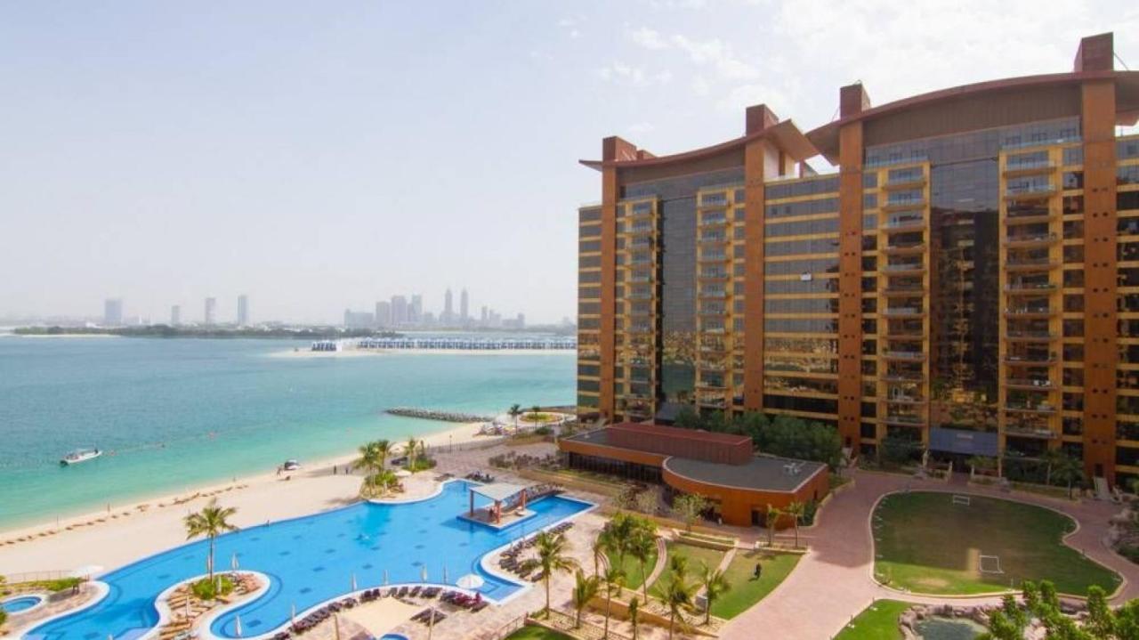 ドバイTiara - Luxury Palm Jumeirah - Private Beach And Pool!アパートメント エクステリア 写真