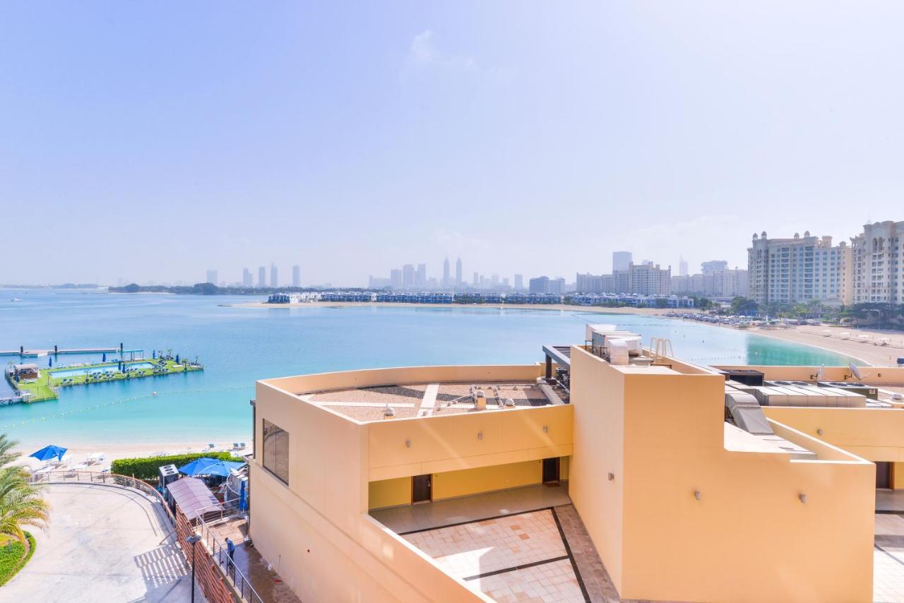 ドバイTiara - Luxury Palm Jumeirah - Private Beach And Pool!アパートメント エクステリア 写真