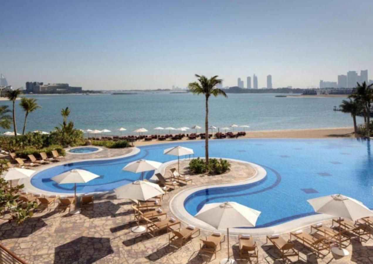 ドバイTiara - Luxury Palm Jumeirah - Private Beach And Pool!アパートメント エクステリア 写真